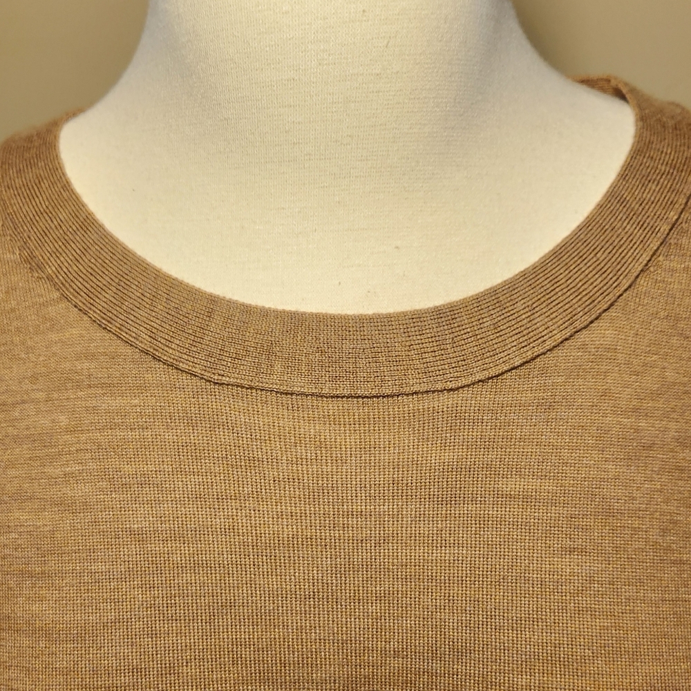 Banana Republic camel merino wool long sleeve sweater size‎ Medium - Picture 4 of 4